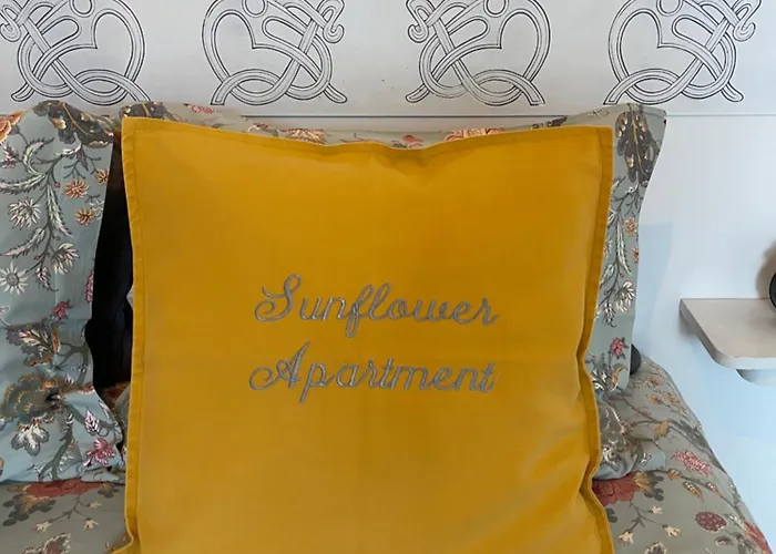 Sunflower Apartment Old Town